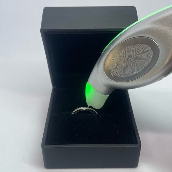 Moissanite Diamond V Shaped Band Ring Anniversary Wedding Stacking 925 18K Gold - Picture 5 of 5